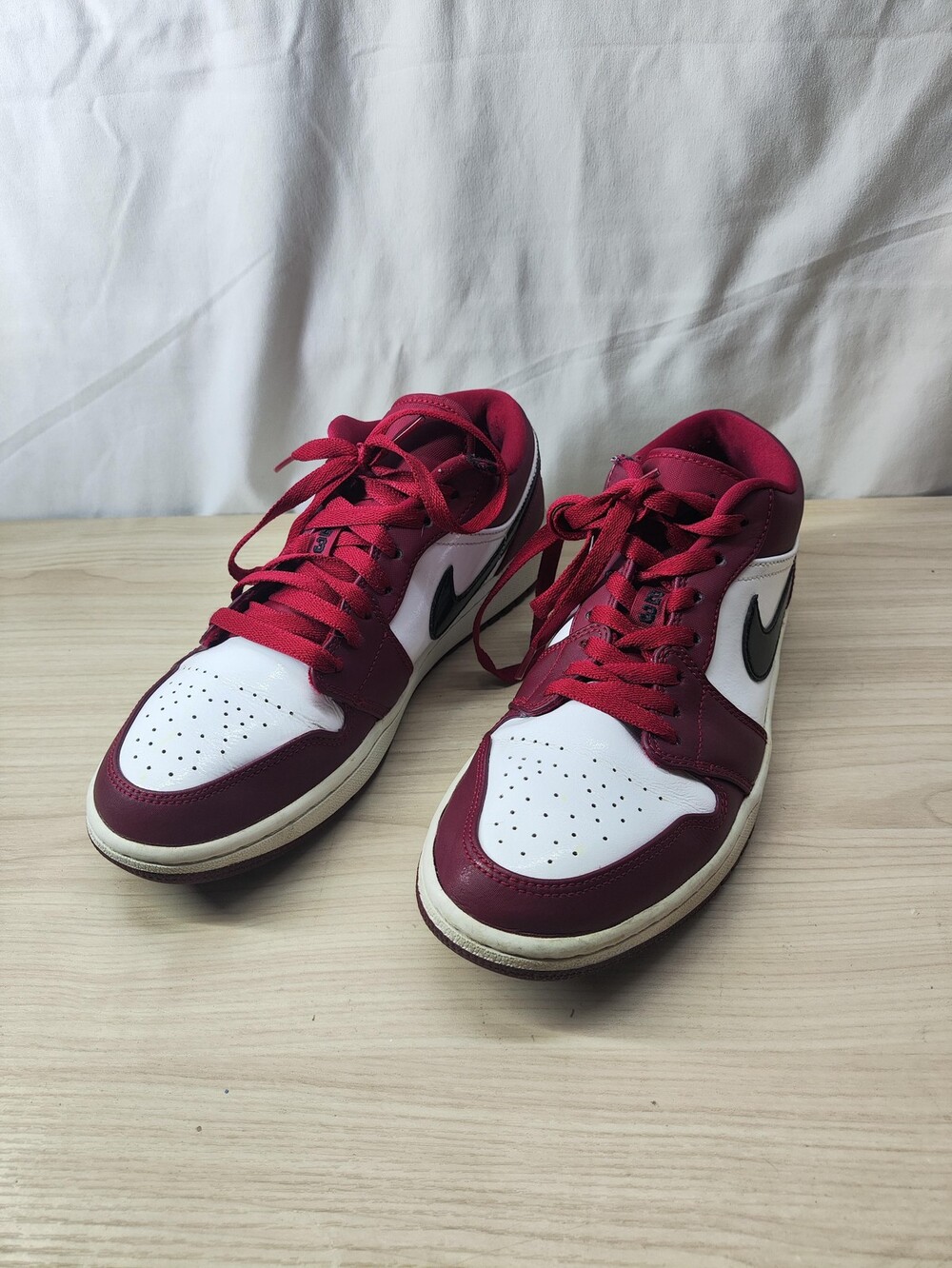 Air Jordan 1 Low Shoes Mens Size 8.5 White Red Black OG Style Basketball